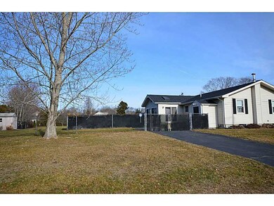Parking Lot/Garage. Extra driveway side yard