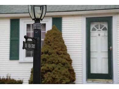 103 Vera St, Warwick, RI 02886 - photo 3