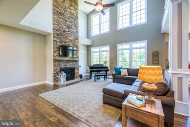 19438 Valleybrook Ln, Leesburg, VA 20175 - photo 5