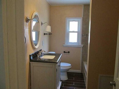 Full Bath. Main floor full Bath.