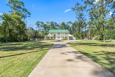 7316 Pine Dr, Alvin, TX 77511 - photo 3