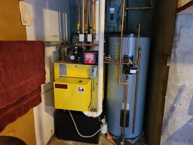 484 Town Line Rd, Rutland, VT 05701 - photo 7