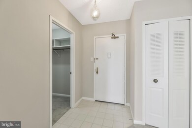 Skyline Plaza unit 916N, Baileys Crossroads, VA 22041 - photo 2