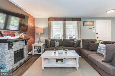 7328 Carved Stone, Columbia, MD 21045 - photo 2