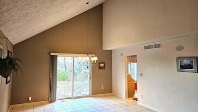 6720 Woodcrest Pkwy, Rockford, IL 61109 - photo 6