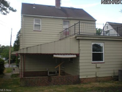 5521 South Blvd, Maple Heights, OH 44137 - photo 2