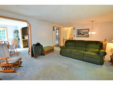 151 Litchfield Rd, Londonderry, NH 03053 - photo 4