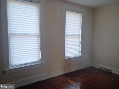 2529 Oswego Ave, Baltimore, MD 21215 - photo 7