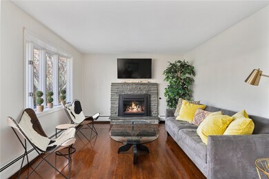 1 Umiak Ave, Jamestown, RI 02835 - photo 3