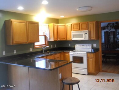 105 Kemmeyer Ln, Dingmans Ferry, PA 18328 - photo 3