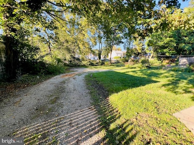 814 E Cherry St, Vineland, NJ 08360 - photo 4