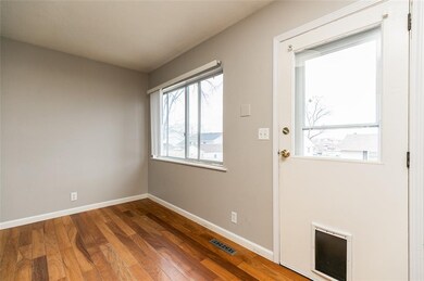 3206 Carriage Dr SW, Cedar Rapids, IA 52404 - photo 6