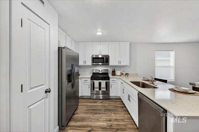 11018 W Hidden Point St, Star, ID 83669 - photo 5