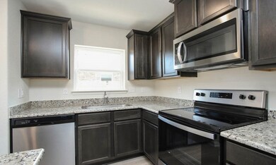 25406 Glacier Lake Dr, Cleveland, TX 77328 - photo 3