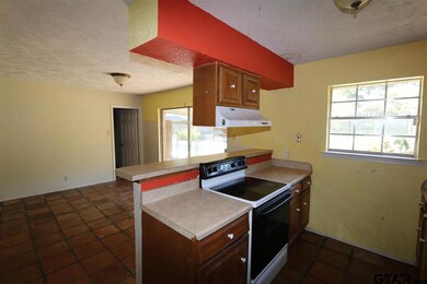 1622 Circle Dr, Tyler, TX 75703 - photo 6