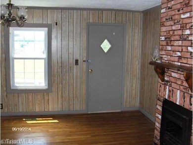 603 Lancaster Dr, Reidsville, NC 27320 - photo 2