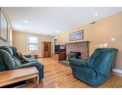 3 Dickinson St, Billerica, MA 01821 - photo 5