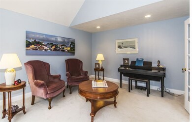 8 Half Penny Ln, Exeter, NH 03833 - photo 5