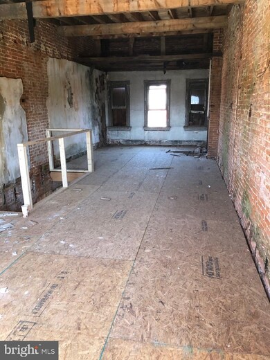 733 Dolphin St, Baltimore, MD 21217 - photo 3