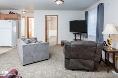 06-Living Room_DMD_1961-Edit