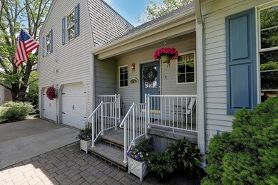 1 Fenner Grant Ln, Cumberland, RI 02864 - photo 2