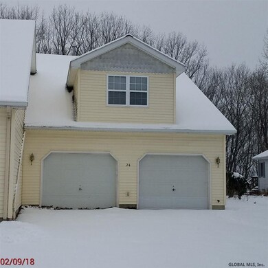 24 Brook St, Rensselaer, NY 12144 - photo 2
