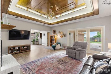 1510 Bentwood Dr, Iowa Park, TX 76367 - photo 5