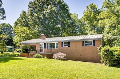 923 Sherwood Ave, Asheboro, NC 27205 - photo 6