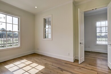 315 Royale Heights Ln, Houston, TX 77024 - photo 5