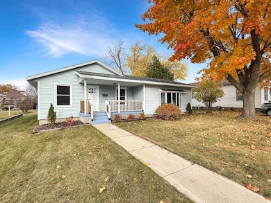 1608 22nd Ave, Menominee, MI 49858 - photo 2