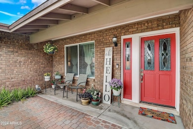 4-web-or-mls-E Juniper Cir-004
