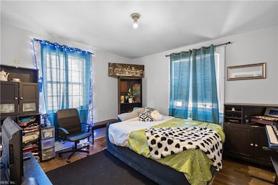 165 Commodore Dr, Norfolk, VA 23503 - photo 7