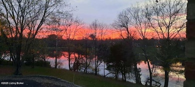 3205 Lake Pointe Ct, Crestwood, KY 40014 - photo 2