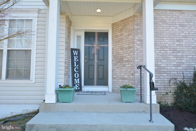 12427 Winsford Mews, Woodbridge, VA 22192 - photo 4