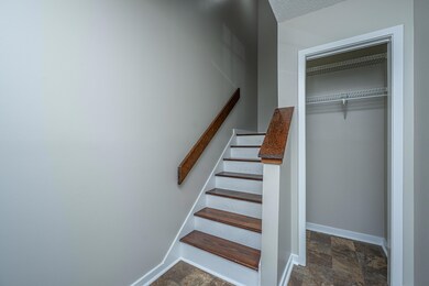 7945EdgebrookUnitG005