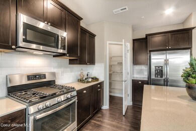 SEA_Bridges_Pic_2550Davenport_Kitchen_2o