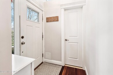 16-Foyer 1B