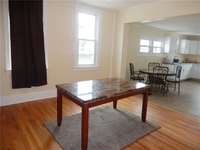 Nice sized dining room for hosting the holiday par