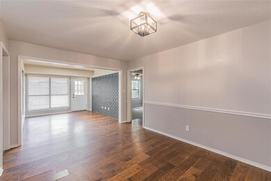 214 Mountainview Dr, Hurst, TX 76054 - photo 6