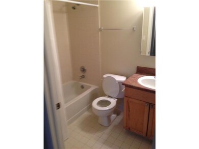 219 Meadows Cir unit 219, Boynton Beach, FL 33436 - photo 3