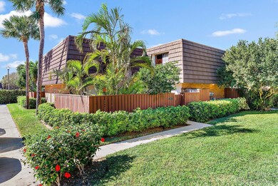 2018 20th Ct, Jupiter, FL 33477 - photo 4