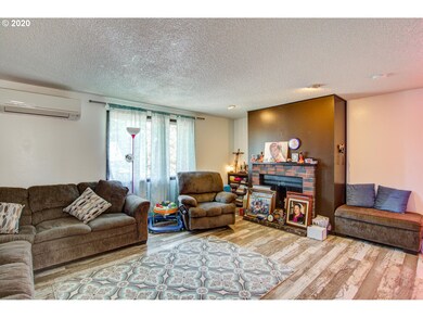 202 Sherman St, Amity, OR 97101 - photo 3