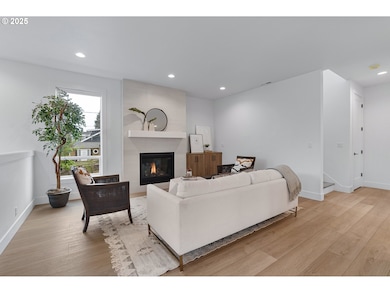 5305 NE 35th Place, Portland, OR 97211 - photo 7