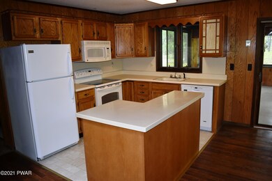 113 Broadmoor Dr, Hawley, PA 18428 - photo 5