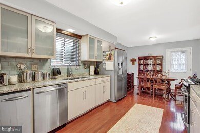 7207 Longbranch Dr, New Carrollton, MD 20784 - photo 6