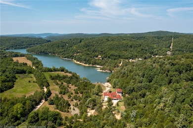 Breathtaking acreage