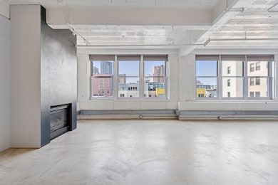 225 9th Street East - Spacecrafting - 0024.jpg