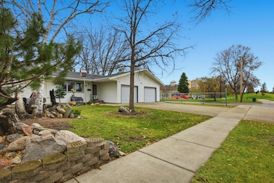 310 27th Ave N, Fargo, ND 58102 - photo 3