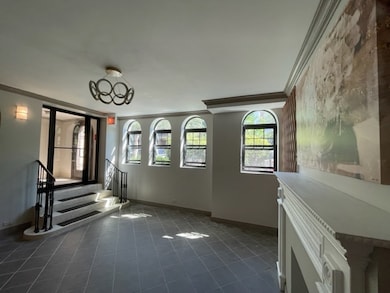 1824 N Lincoln Park W unit 310, Chicago, IL 60614 - photo 5