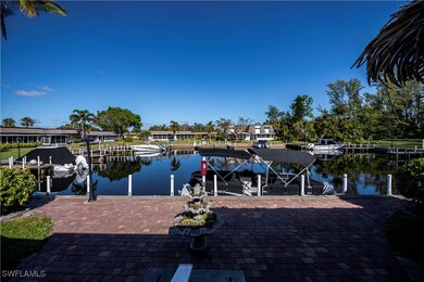 5683 Harbour Club Rd, Fort Myers, FL 33919 - photo 4